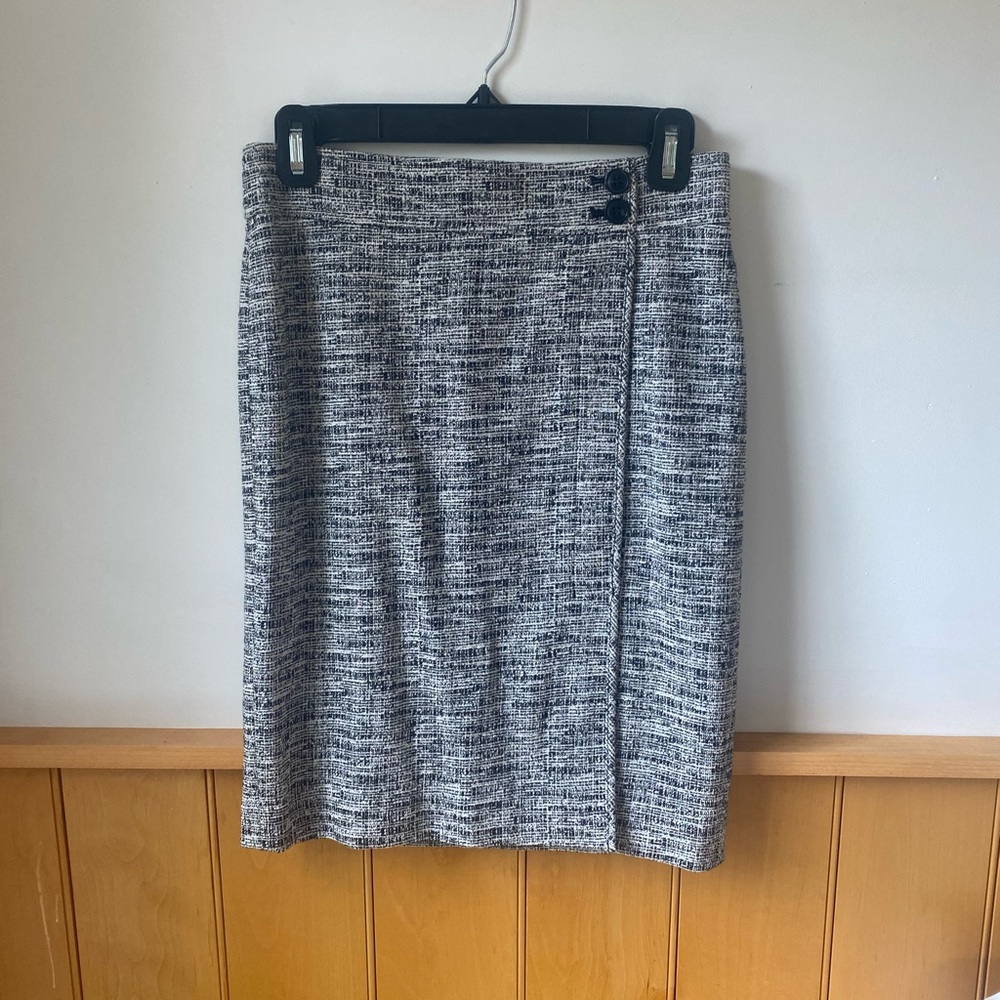 Ann Taylor skirt